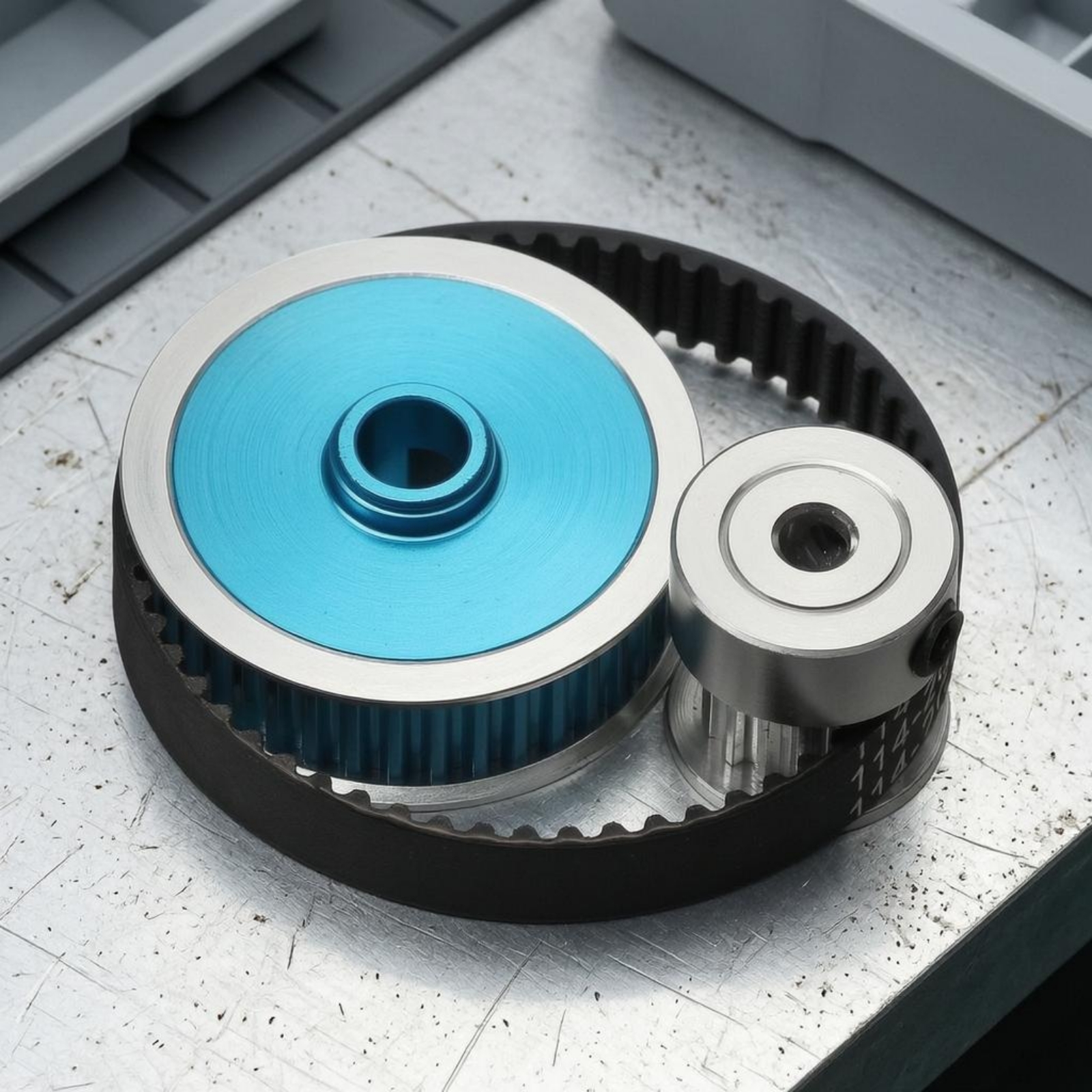 TT02 Belt Drive Blue Anodized  - Running Gear In A Car 评论和价格