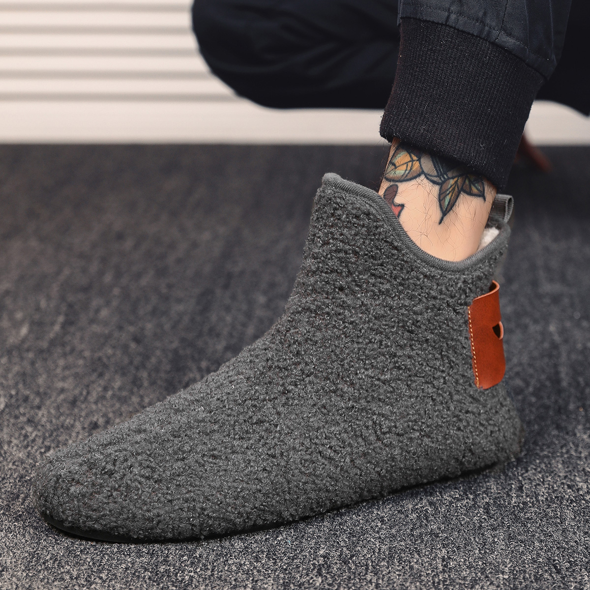 Men's Fuzzy Overlapping Slippe - Insole Arch Support 评论和价格